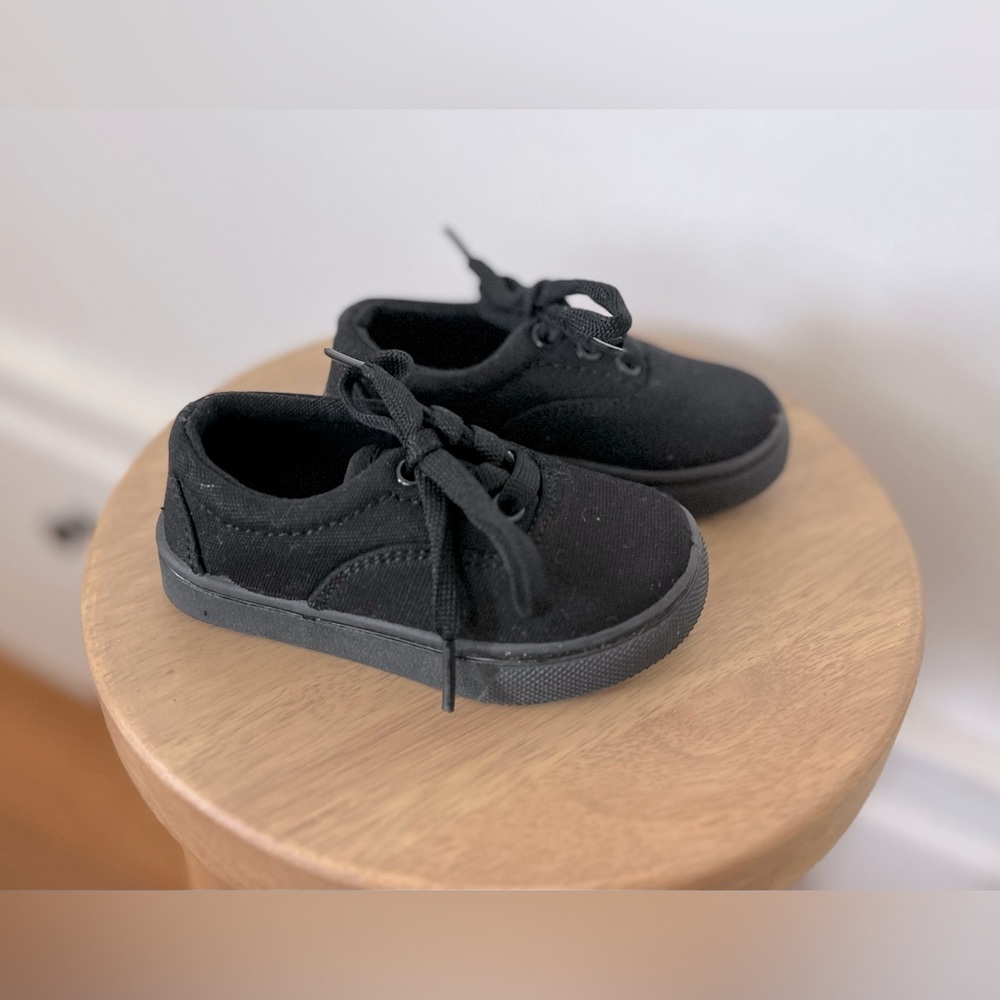Club Canvas Baby Toddler Black Skater Shoes Sneakers Size 5